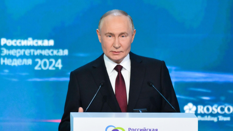 Путин заявил о выполнении обязательств по поставкам энергоресурсов