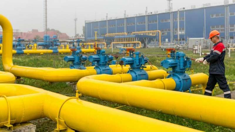 Фицо обвинил ЕК в желании прекратить транзит нефти и газа с востока